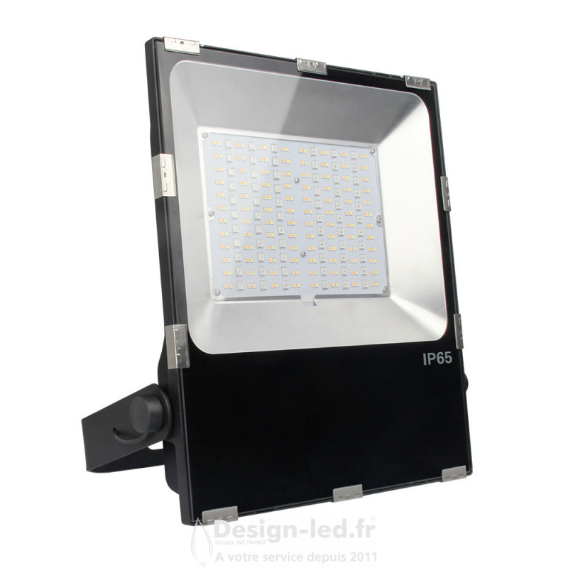 https://design-led.fr/ Projecteur d'extérieur 50W RGB&CCT pilotable 171,60 € 171,60 €