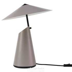 https://design-led.fr/ Taido Lampe à poser Marron E27 199,00 € 199,00 € 2320375018