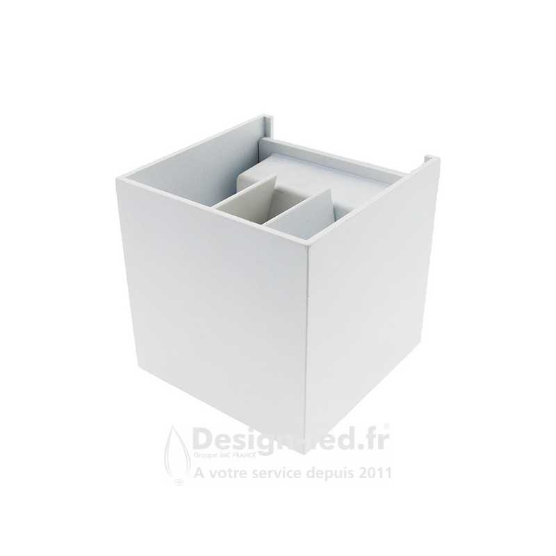 https://design-led.fr/ Applique Murale Led Cube Blanc 12W CCT Ip54 40,40 € 40,40 € LM6183